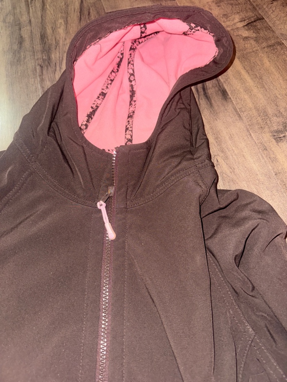 Lululemon Fleece Lined Hooded Jacket Long Brown Pink Lining Size 6 NWOT - Picture 15 of 16